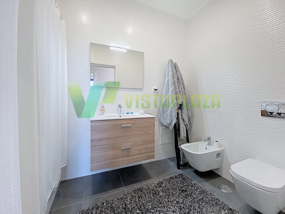 Apartamento T2 para Venda em Portimão Foto 14