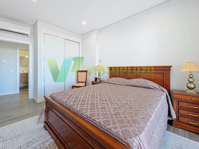 Apartamento T2 para Venda em Portimão Foto 15