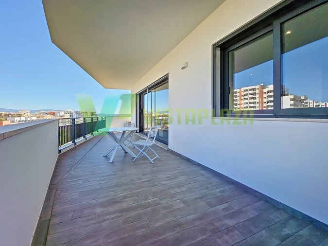 Apartamento T2 para Venda em Portimão Foto 12