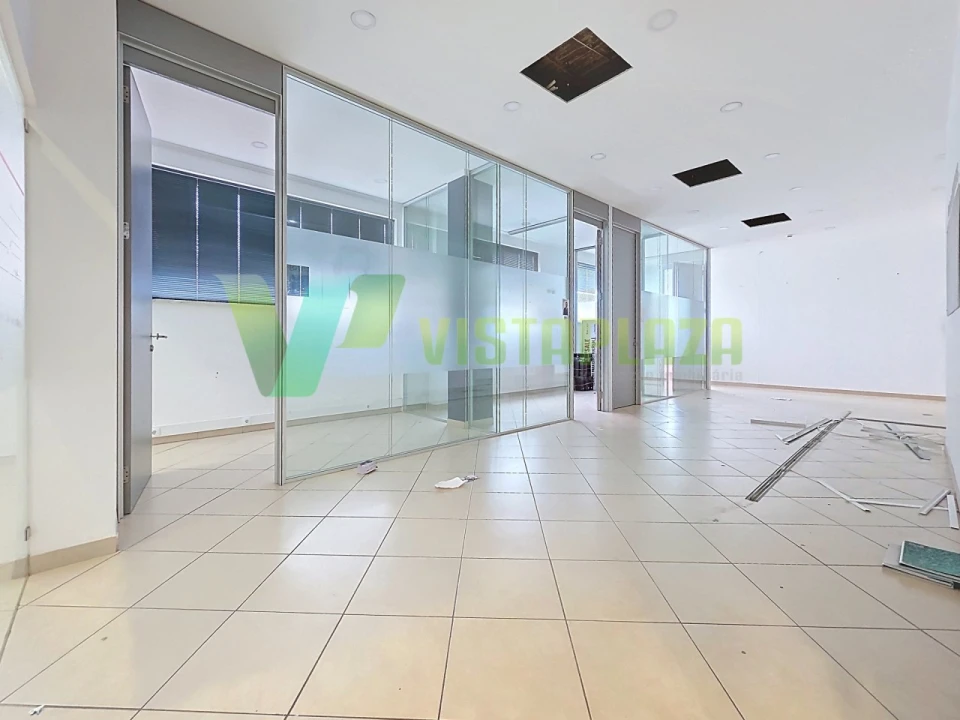 Loja para Venda em Portimão Foto 14