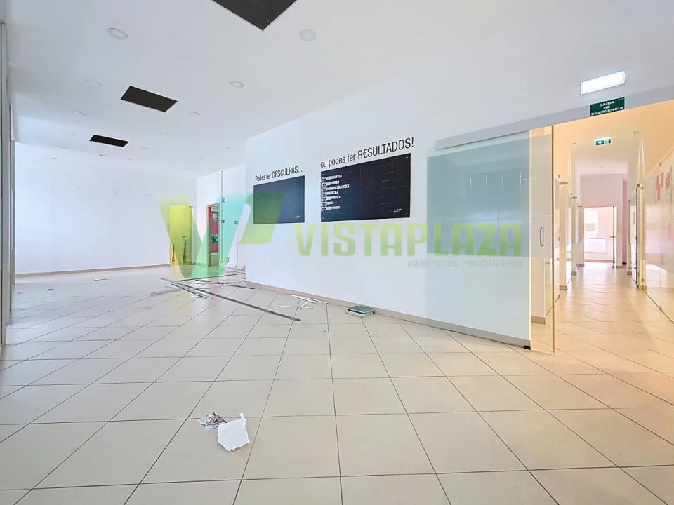 Loja para Venda em Portimão Foto 16