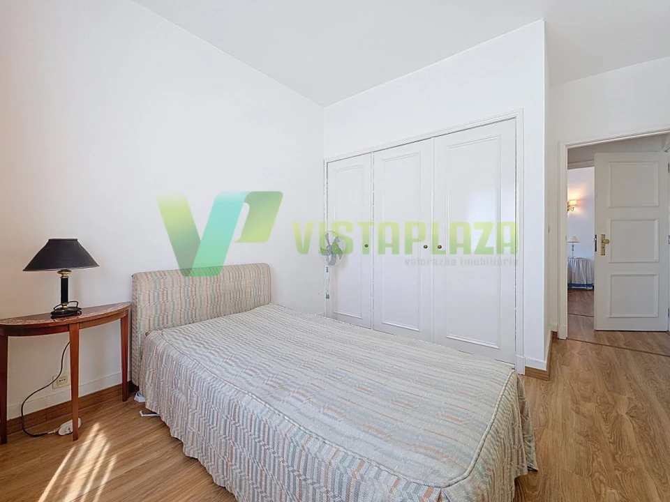 Apartamento T3 para Venda em Alvor Foto 13