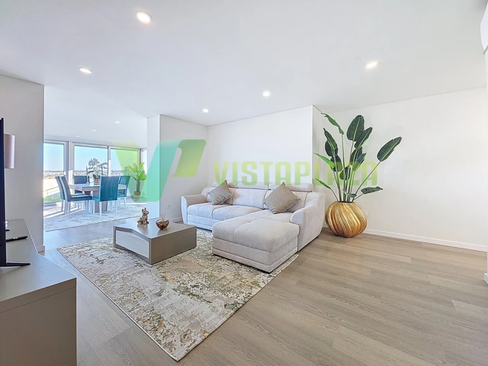 Apartamento T2 para Venda em Portimão Foto 1
