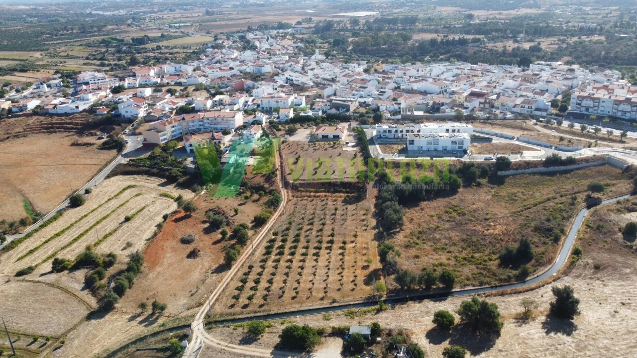 Terreno Misto para Venda em Odiaxere Foto 1