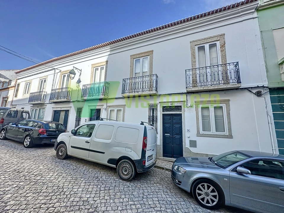 Moradia T12 para Venda em Portimão Foto 1