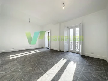 Moradia T12 para Venda em Portimão
