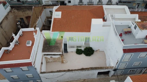 Moradia T12 para Venda em Portimão