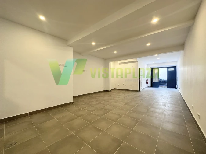 Moradia T12 para Venda em Portimão Foto 22