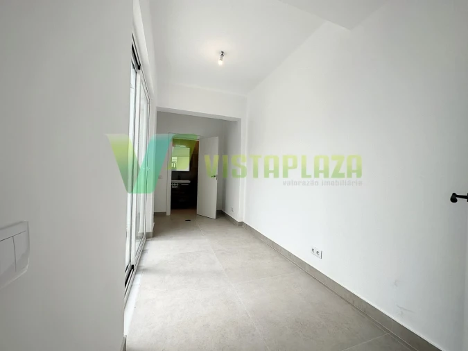 Moradia T12 para Venda em Portimão Foto 33