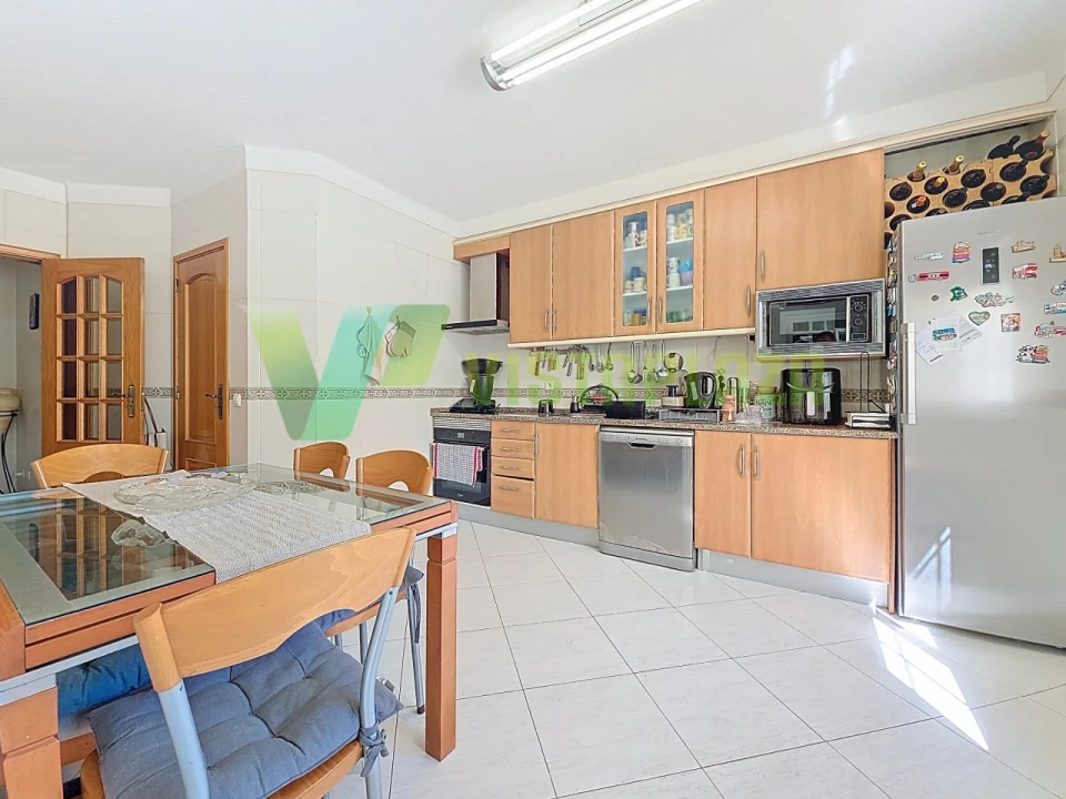 Apartamento T3 para Venda em Portimão Foto 1