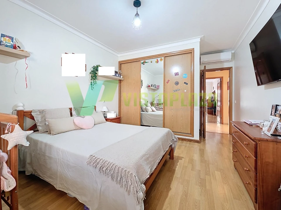 Apartamento T3 para Venda em Portimão Foto 6