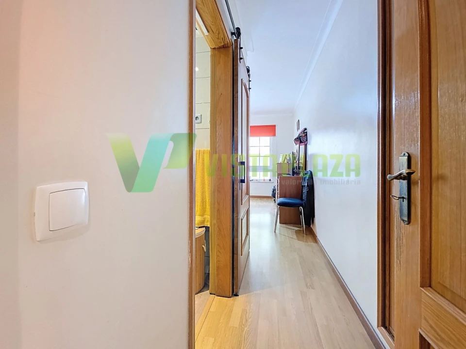 Apartamento T3 para Venda em Portimão Foto 8