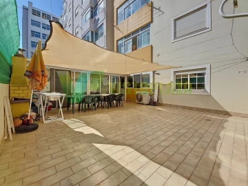 Apartamento T3 para Venda em Portimão