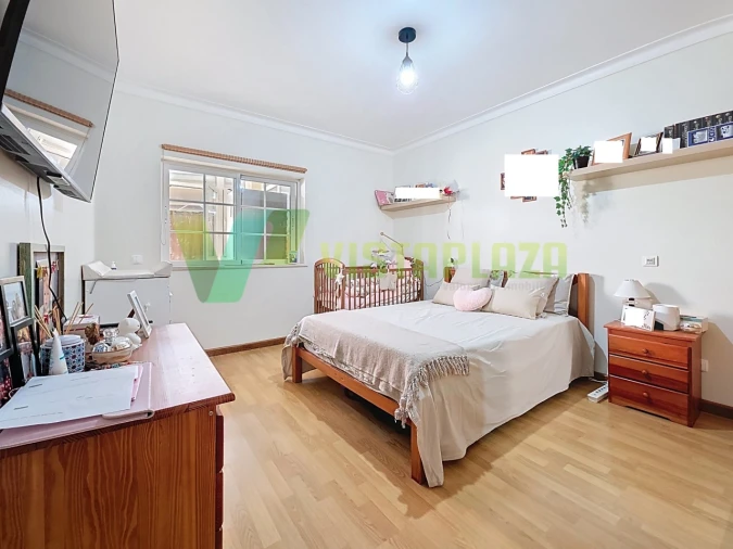 Apartamento T3 para Venda em Portimão Foto 5