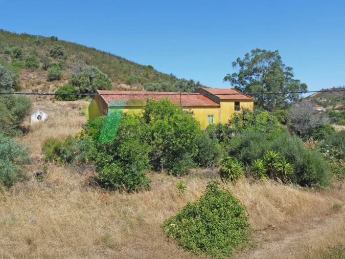 Quinta T6 para Venda em Silves Foto 8