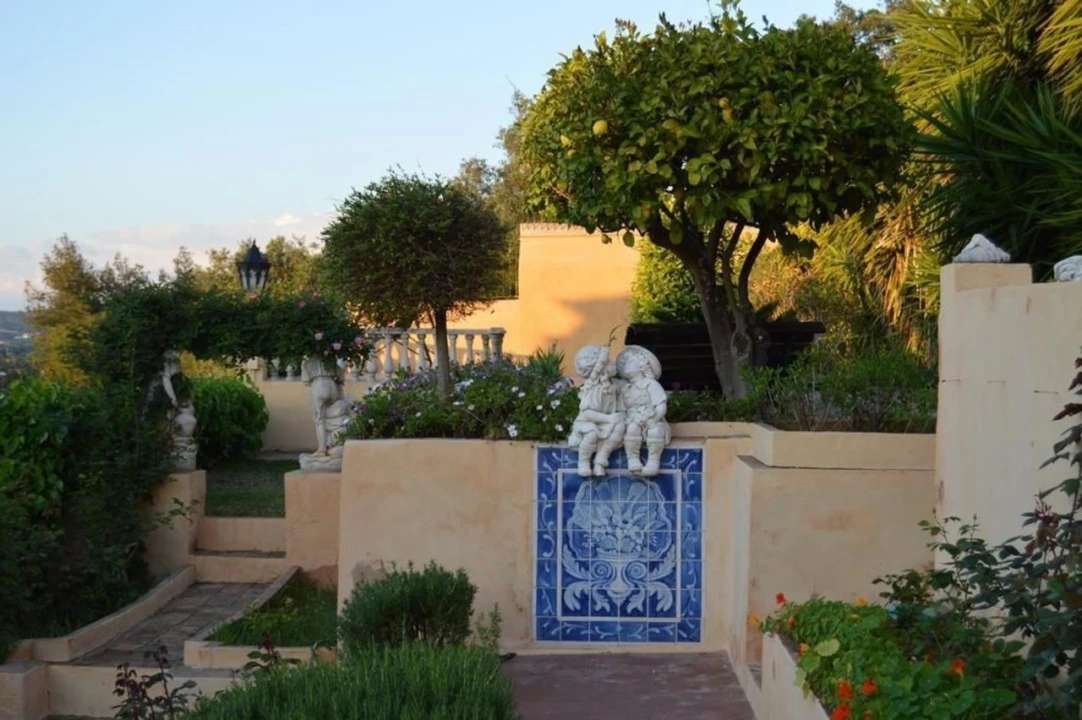 Moradia T6 para Venda em Silves Foto 7