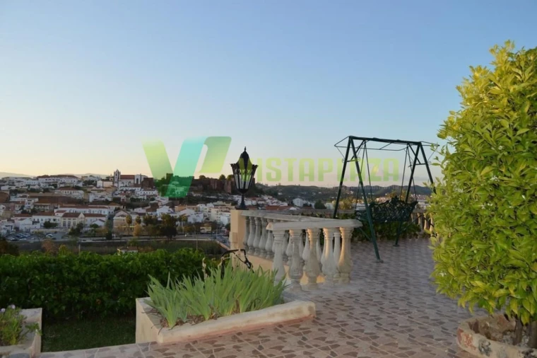 Moradia T6 para Venda em Silves Foto 24