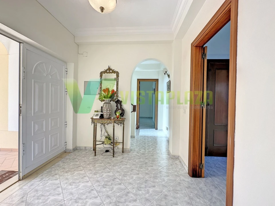 Moradia T4 para Venda em Portimão Foto 7