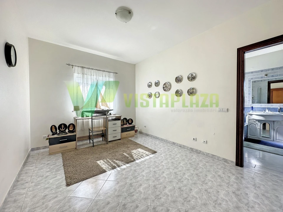 Moradia T4 para Venda em Portimão Foto 15