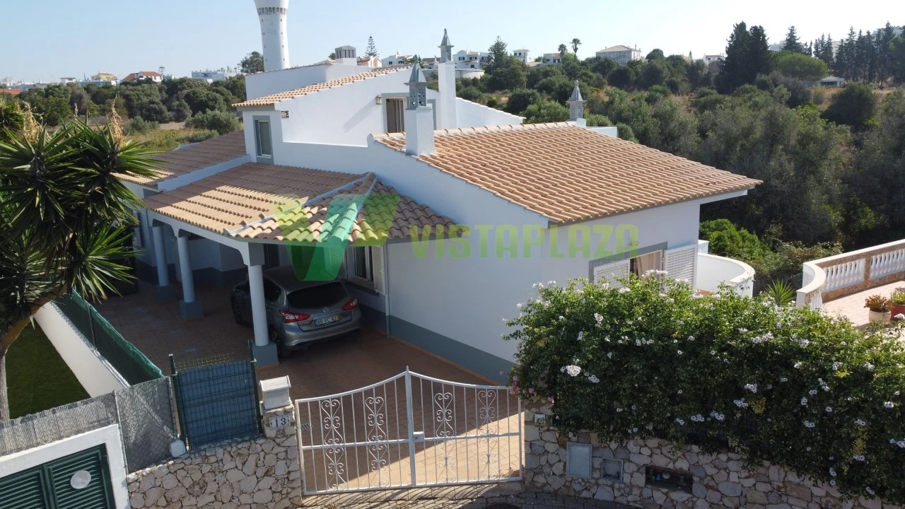 Moradia T4 para Venda em Portimão Foto 46