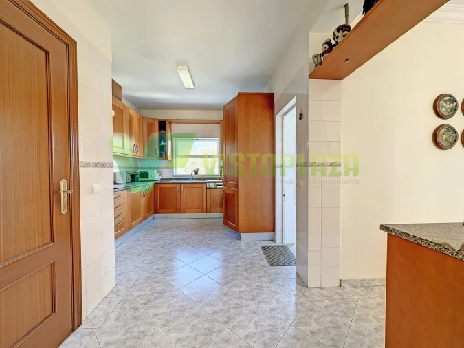 Moradia T4 para Venda em Portimão Foto 11