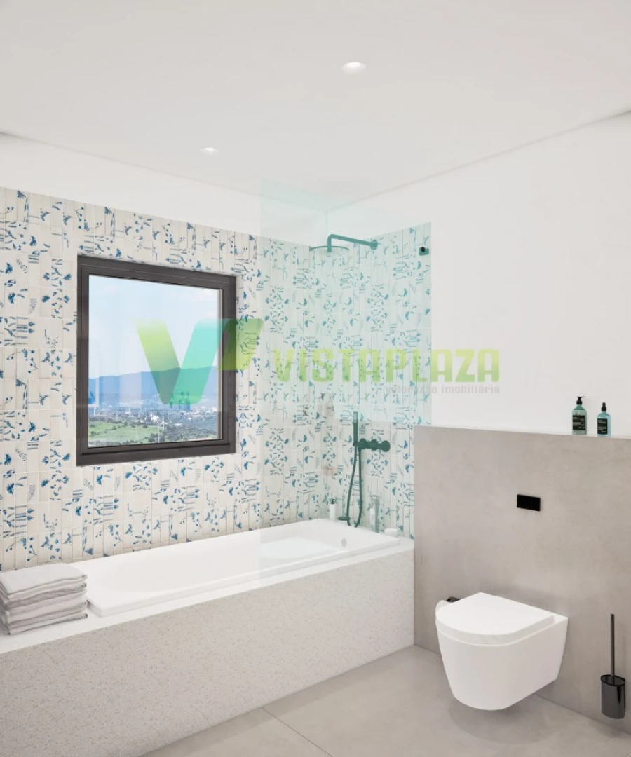 Moradia T4 para Venda em Lagos (São Sebastião e Santa Maria) Foto 36