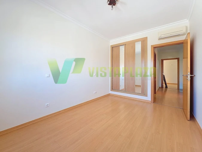 Moradia T3 para Venda em Estômbar e Parchal Foto 29