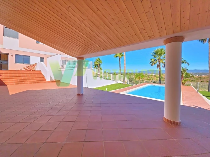 Moradia T3 para Venda em Estômbar e Parchal Foto 35