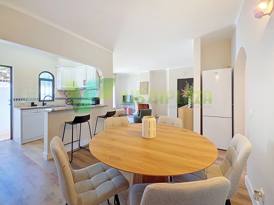 Apartamento T2 para Venda em Alvor Foto 4