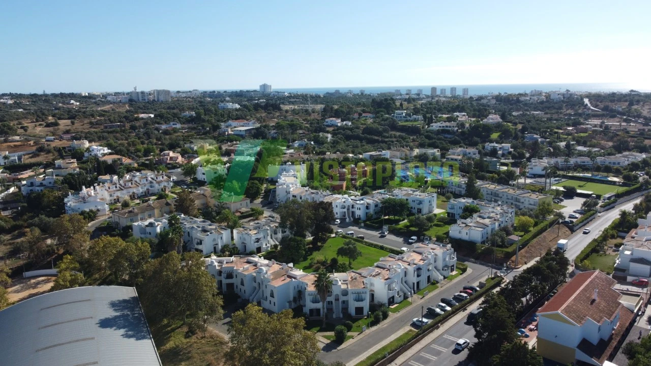 Apartamento T2 para Venda em Alvor Foto 18