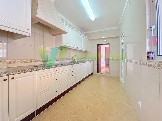 Moradia T2 para Venda em Portimão Foto 9