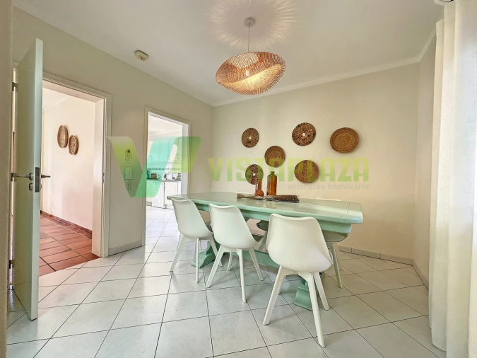 Moradia T5 para Venda em Guia Foto 4