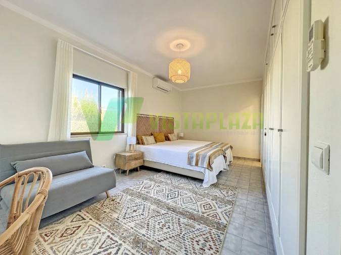 Moradia T5 para Venda em Guia Foto 16