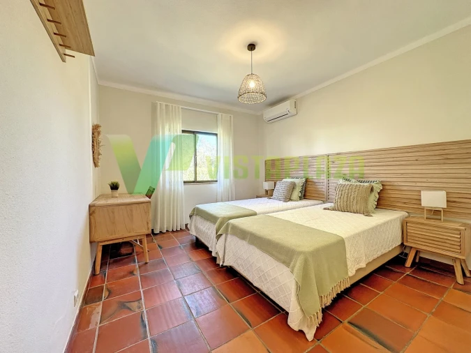 Moradia T5 para Venda em Guia Foto 21