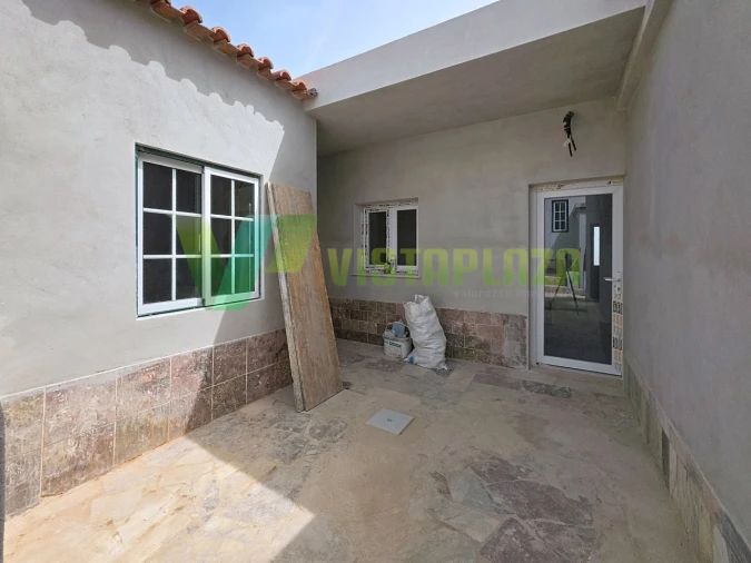 Moradia T3 para Venda em Mexilhoeira Grande Foto 23