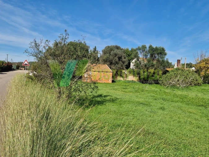 Terreno Misto para Venda em Bensafrim e Barão de São João Foto 19
