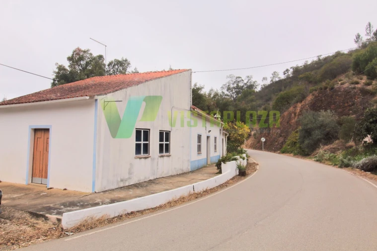 Quinta T3 para Venda em Monchique Foto 2