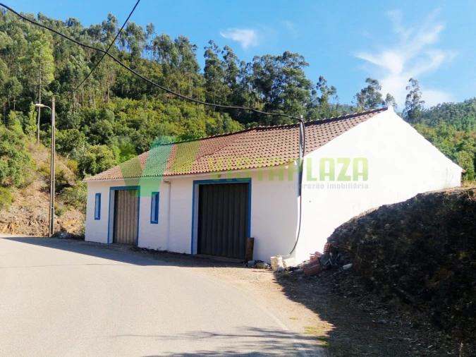 Quinta T3 para Venda em Monchique Foto 7