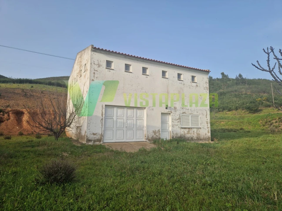 Quinta T2 para Venda em Alferce Foto 3