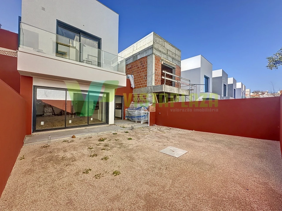 Moradia T3 para Venda em Portimão Foto 2