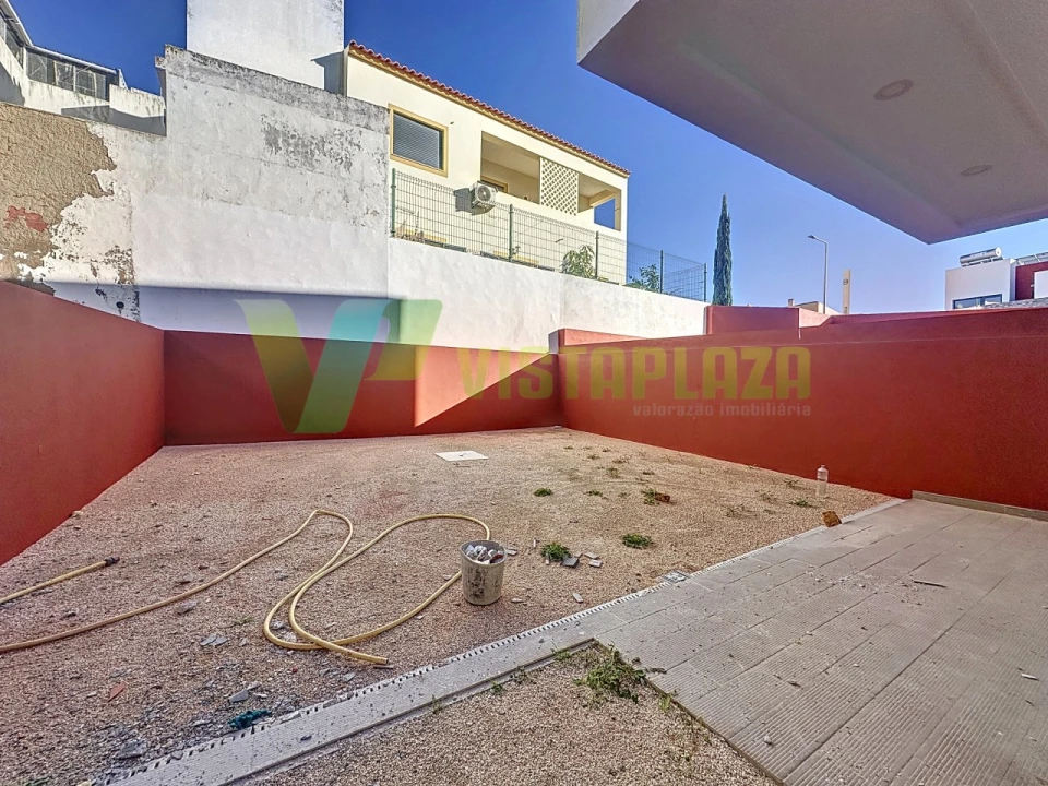 Moradia T3 para Venda em Portimão Foto 4