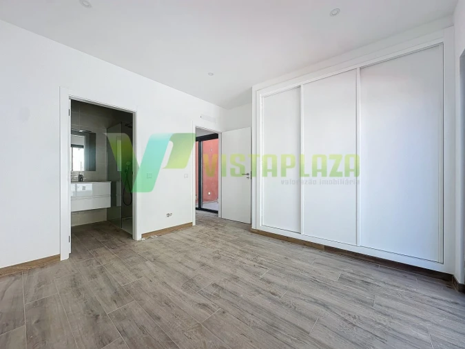 Moradia T3 para Venda em Portimão Foto 22