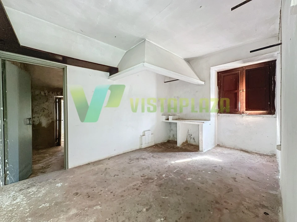 Quinta T3 para Venda em Monchique Foto 13