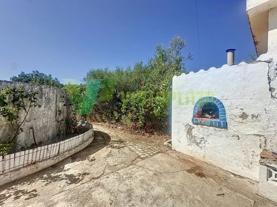 Moradia T4 para Venda em São Bartolomeu de Messines Foto 5