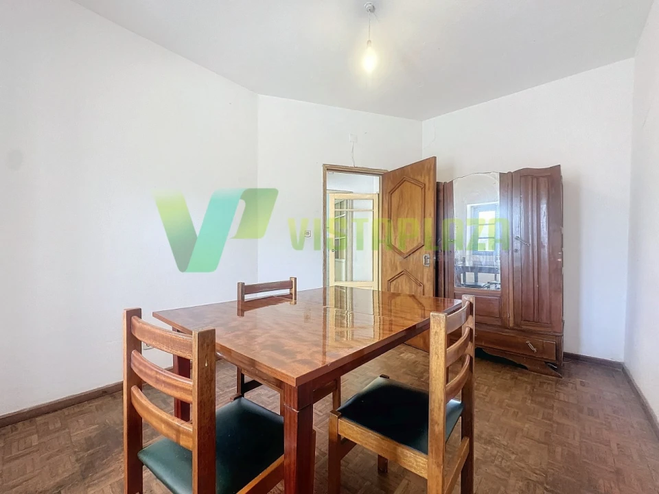 Moradia T4 para Venda em São Bartolomeu de Messines Foto 18