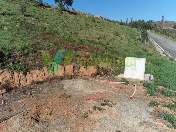 Terreno Misto para Venda em Alferce Foto 8
