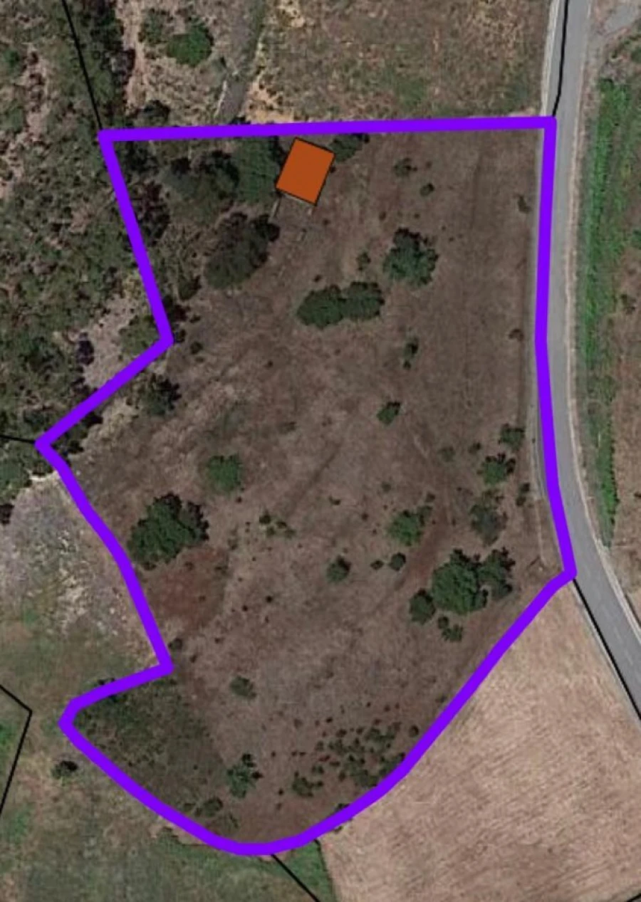 Terreno Misto para Venda em Alferce Planta 1