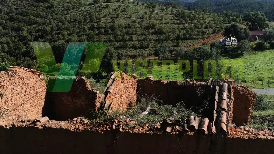 Terreno Misto para Venda em Alferce