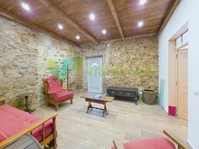 Moradia T3 para Venda em São Bartolomeu de Messines Foto 3