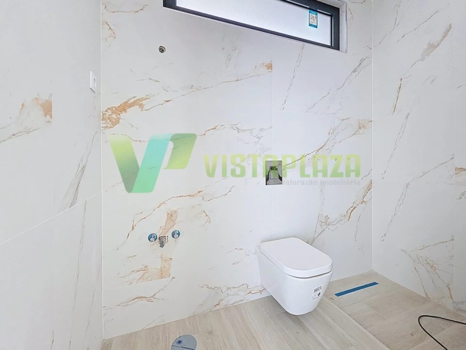 Moradia T3 para Venda em Mexilhoeira Grande Foto 10